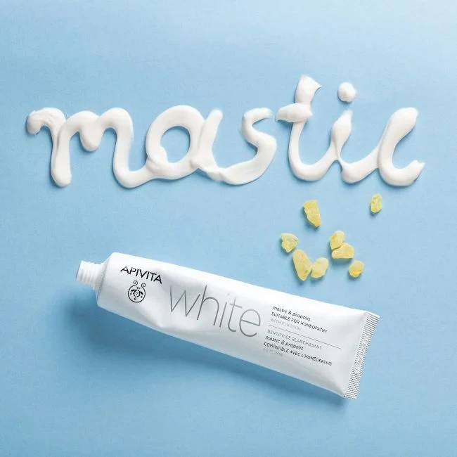 APIVITA Whitening Toothpaste Μαστίχα & Πρόπολη 75ml