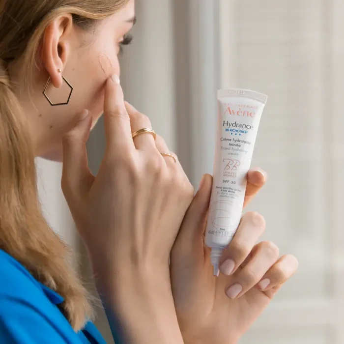 AVENE Hydrance BB - Rich Tinted Hydrating Cream Spf30 40ml