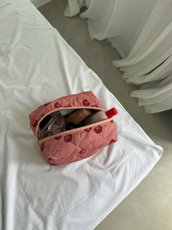 CRINOLINO Bliss Bombs Make-Up Bag