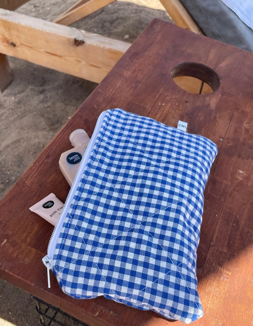 CRINOLINO Vichy Blue Zipper Pouch