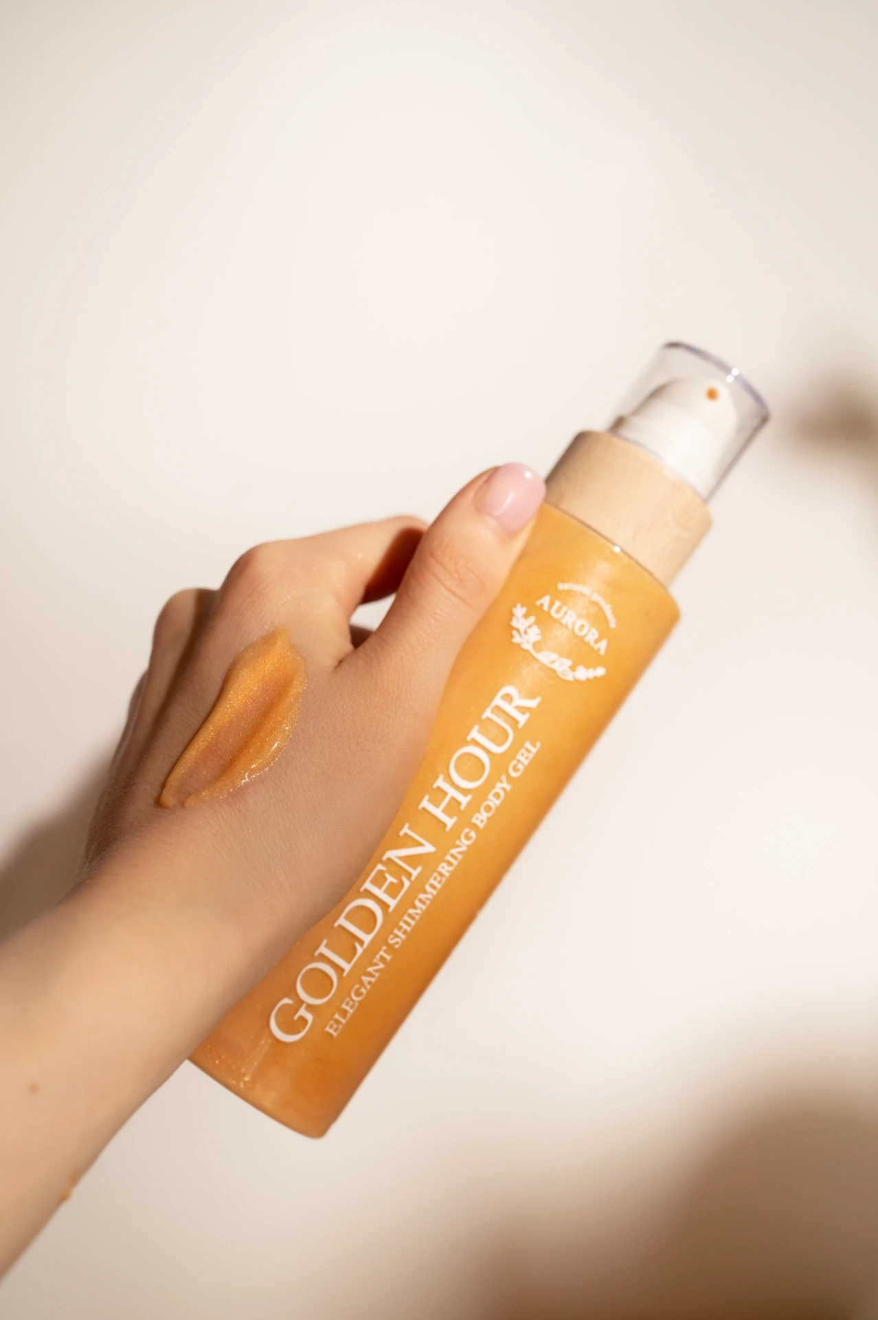 AURORA Golden Hour Shimmering Body Gel 250ml