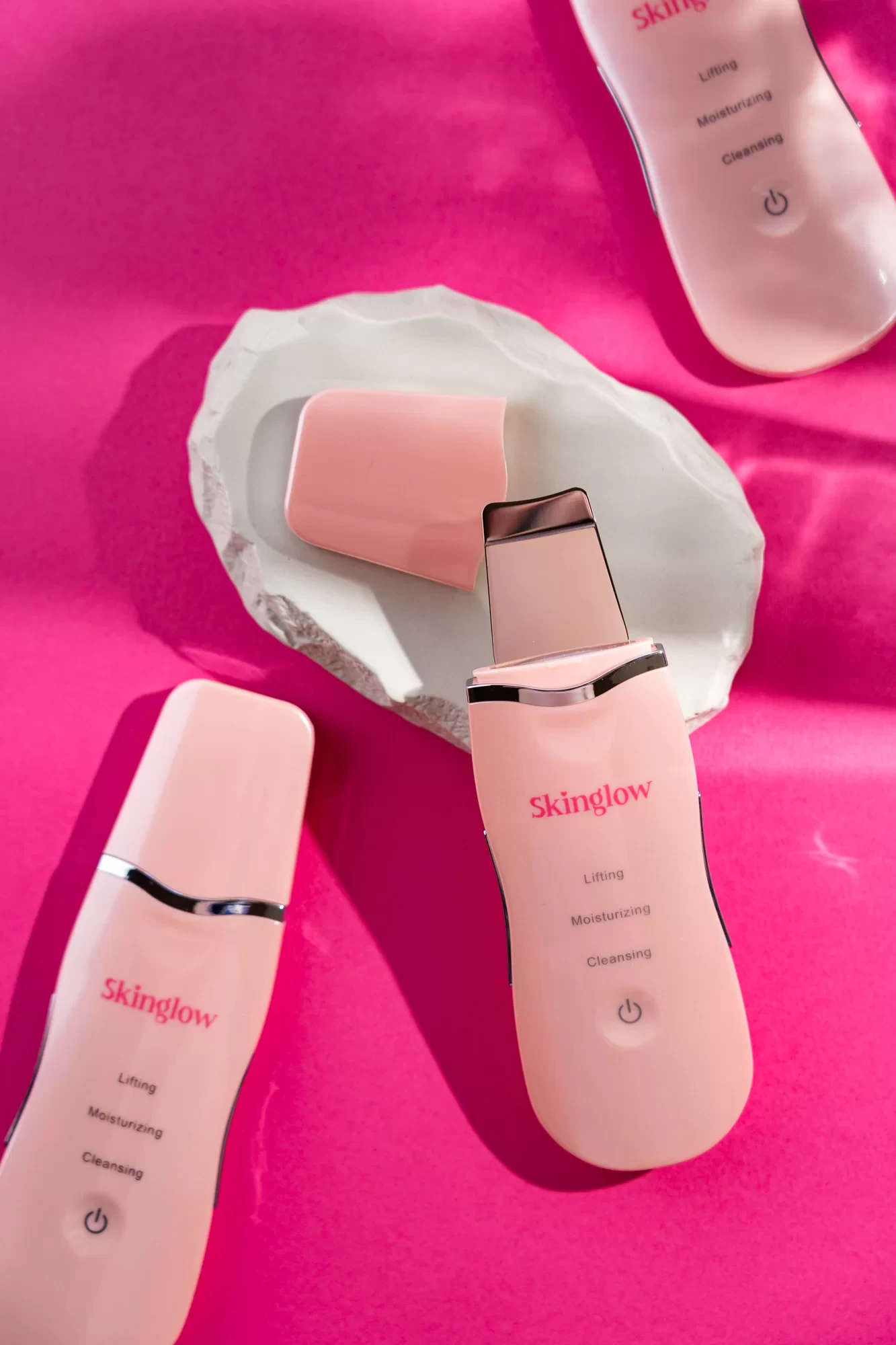 SKINGLOW Ice Cube Lift